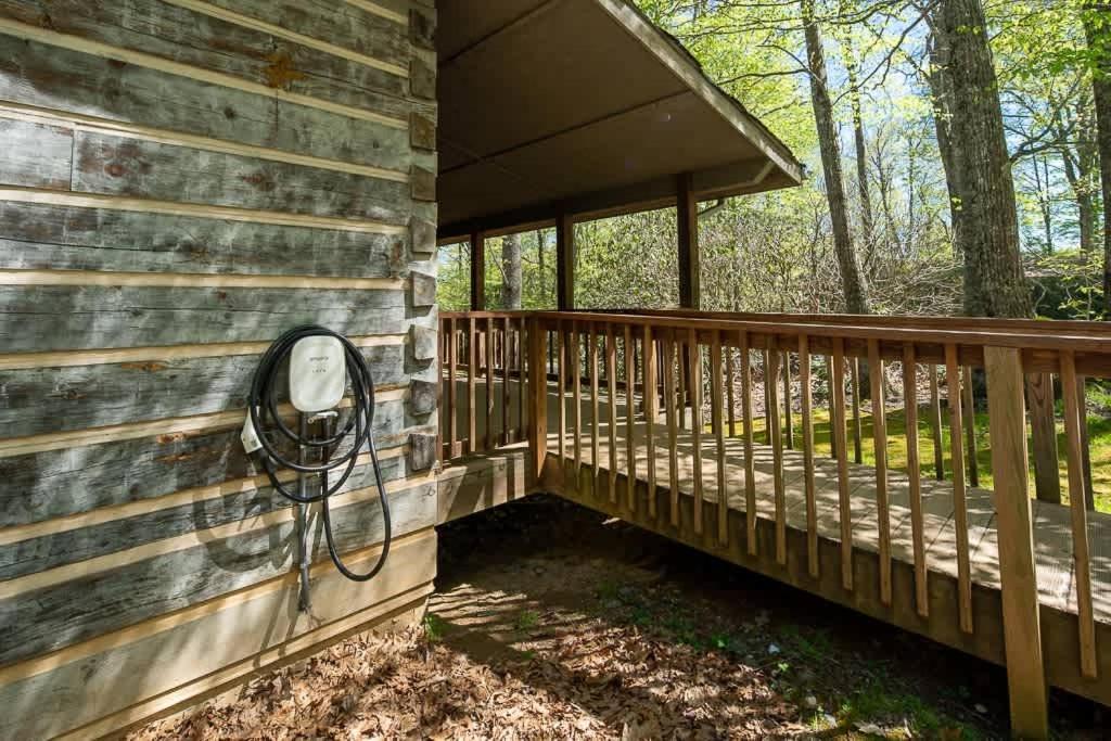 Cozy 'Grey Fox' Cabin Between Boone & Blowing Rock Exterior foto